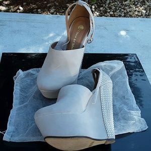 Women's Shoes